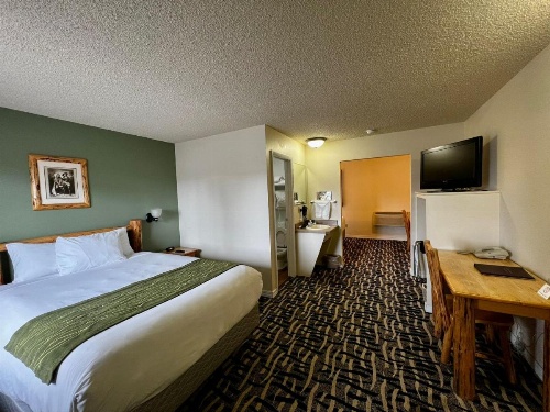 Cody Legacy Inn & Suites image 8